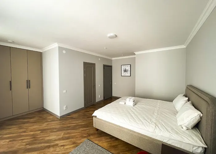 71 East Apart Hotel