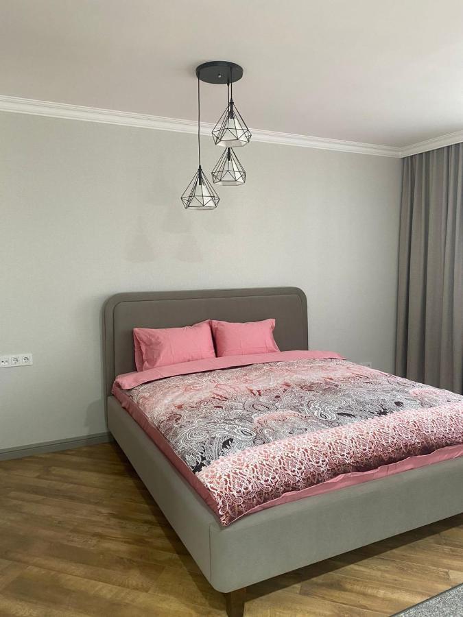 71 East Apartment *