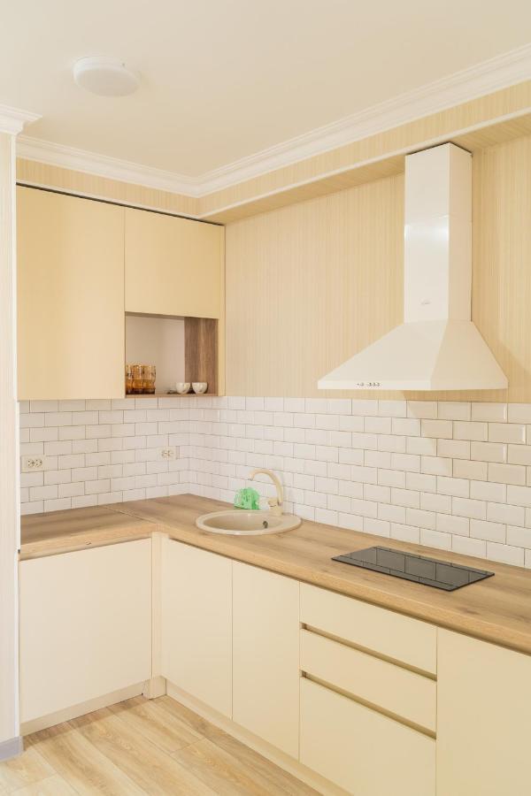Apartment 71 East